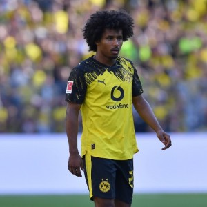 德天空：阿德耶米更换经纪公司，与门德斯旗下公司签约